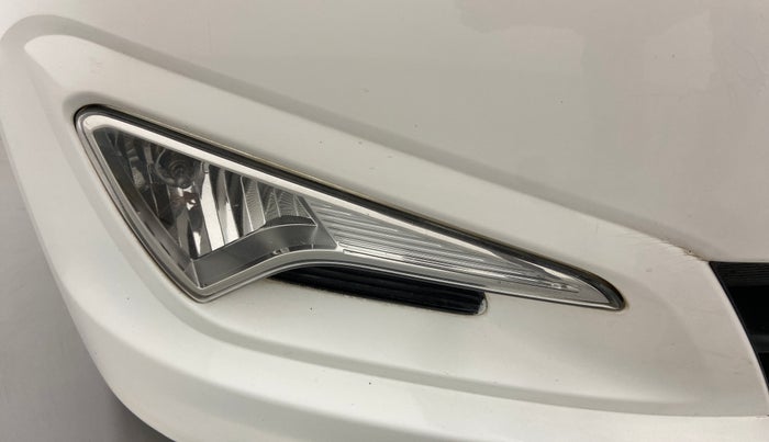 2016 Hyundai Verna FLUIDIC 4S 1.6 VTVT SX, Petrol, Manual, 66,039 km, Right fog light - Not working