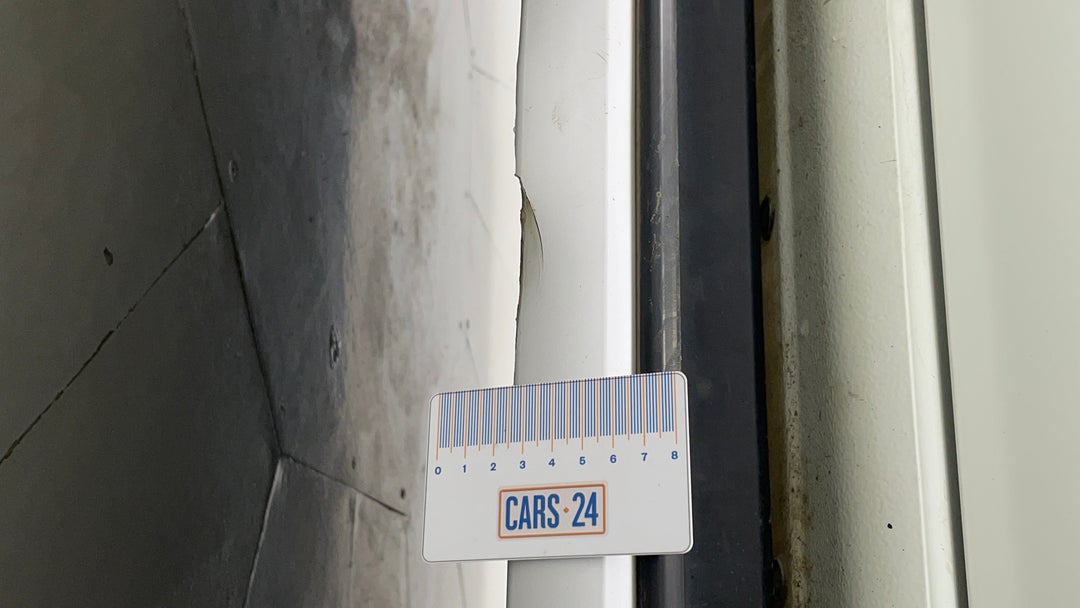 2016 Nissan Navara St-x (4x4), Automatic, 121451 km, Door Sills Front RHS Dent