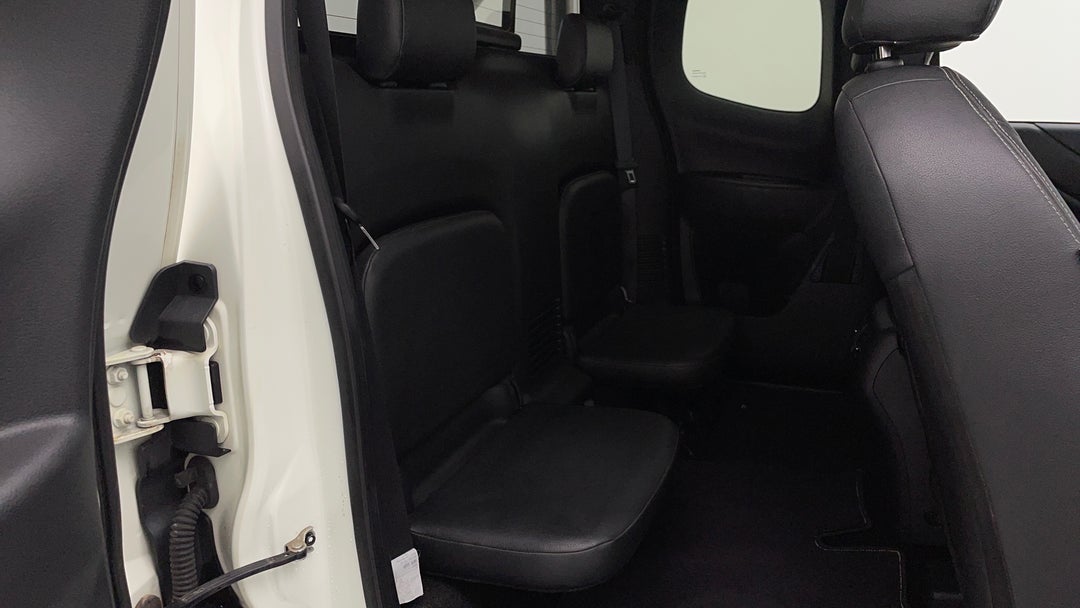 2016 Nissan Navara St-x (4x4), Automatic, 121451 km, Right Side Rear Door Cabin View