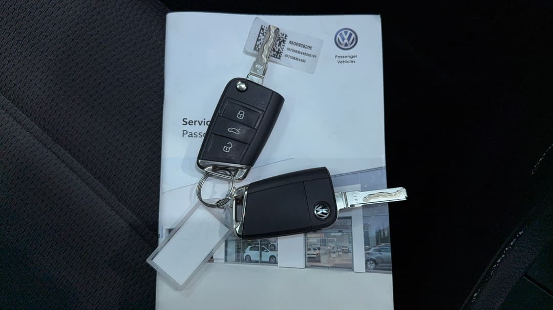 2018 Volkswagen Golf 110 Tsi Comfortline, Automatic, 100413 km, Key Close-up