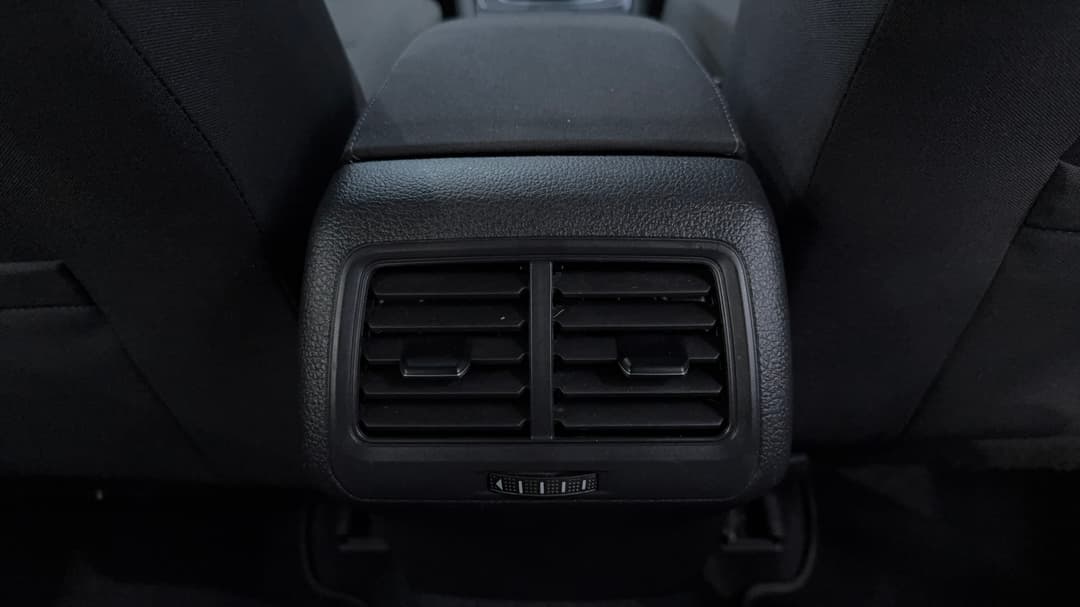 2018 Volkswagen Golf 110 Tsi Comfortline, Automatic, 100413 km, Rear A/C Vent