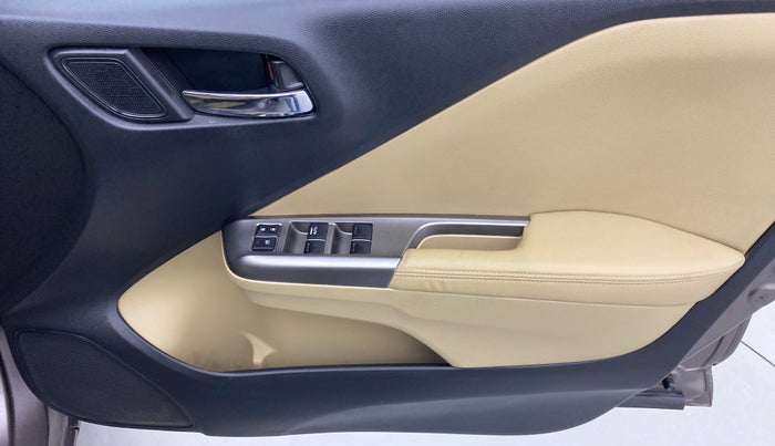 2015 Honda City VX MT PETROL, Petrol, Manual, 61,115 km, Driver Side Door Panels Control