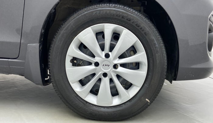 2017 Maruti Ertiga VXI ABS, Petrol, Manual, 68,104 km, Right Front Wheel