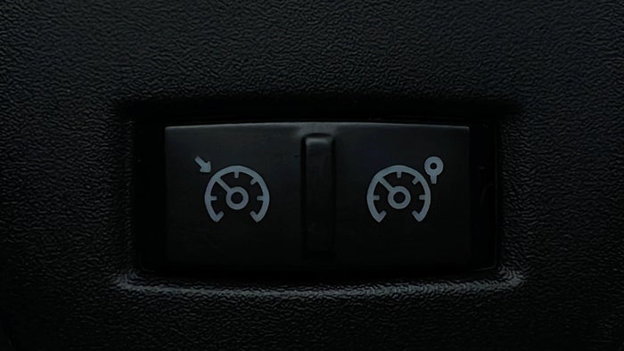 RENAULT DUSTER-Cruise Control