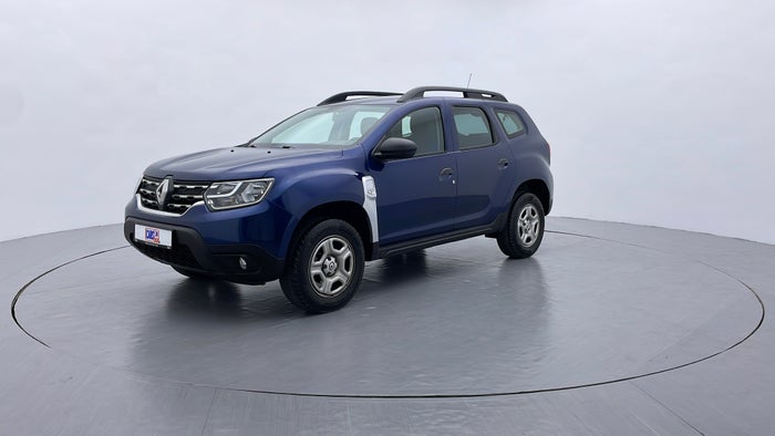RENAULT DUSTER-Left Front Diagonal (45- Degree) View