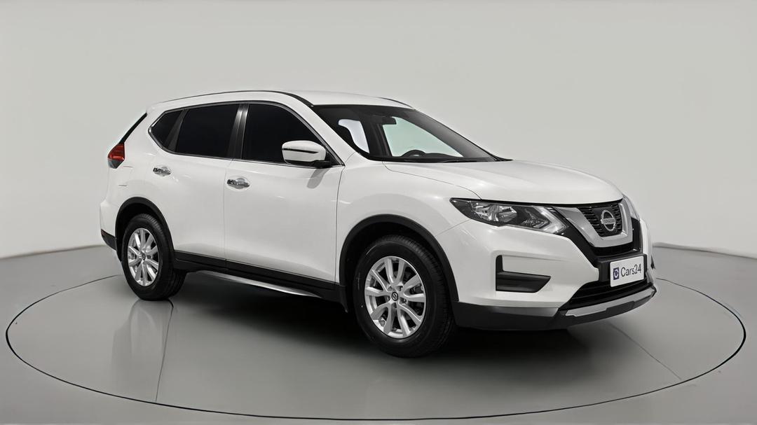 2020 Nissan X-trail St (4x4), Automatic, 94974 km, Right Front Diagonal (45- Degree) View