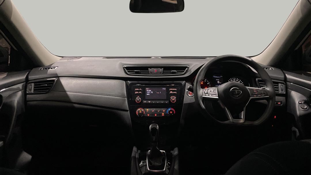 2020 Nissan X-trail St (4x4), Automatic, 94974 km, Dashboard View