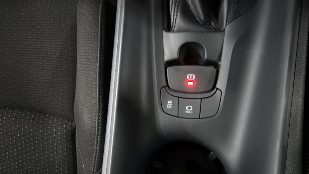 2019 Toyota C-HR (2WD), Automatic, 39020 km, Handbrake