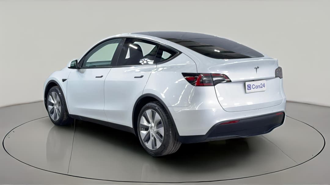 2023 Tesla Model Y Rear-wheel Drive, Automatic, 60579 km, Left Back Diagonal (45- Degree) View