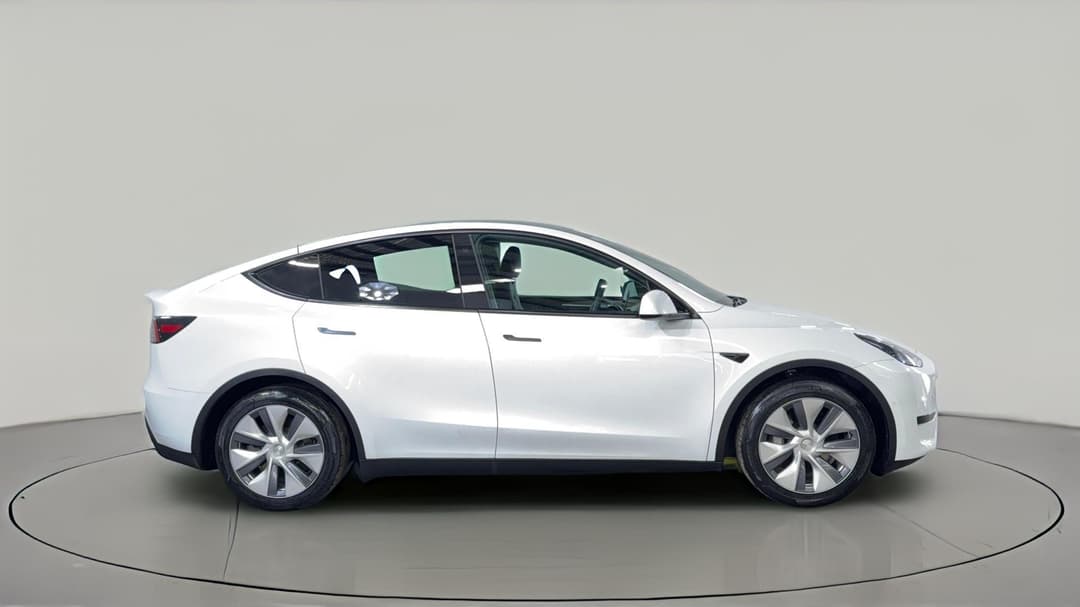 2023 Tesla Model Y Rear-wheel Drive, Automatic, 60579 km, Right Side View