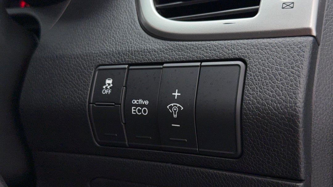 2014 Hyundai i30 Se, Automatic, 148790 km, Utility Switches/Buttons