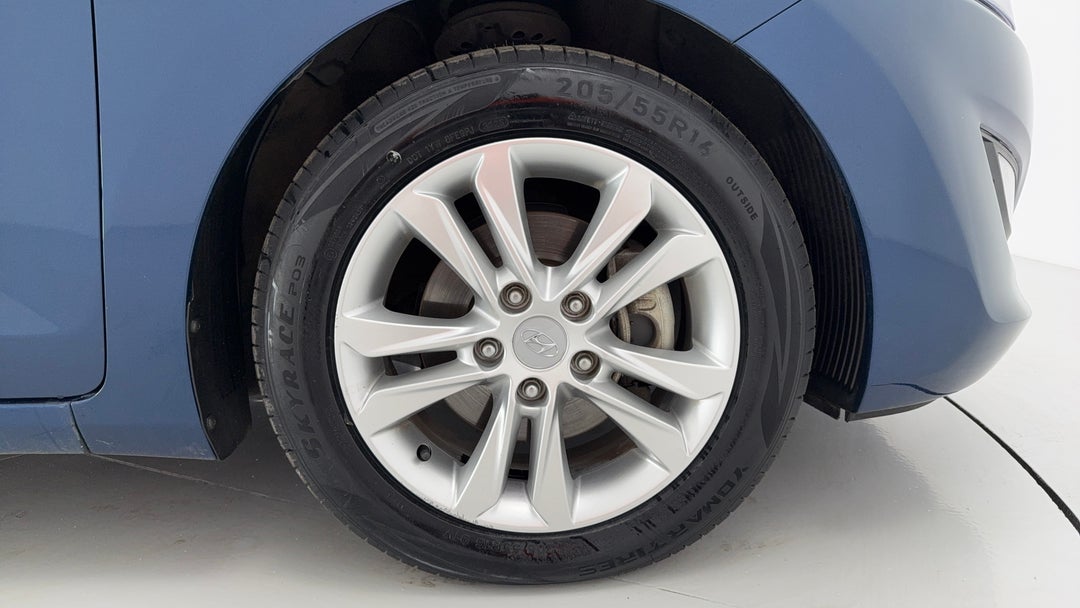 2014 Hyundai i30 Se, Automatic, 148790 km, Right Front Wheel