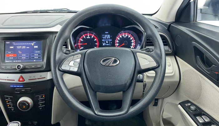2020 Mahindra XUV300 1.2 W6 MT, Petrol, Manual, 22,100 km, Steering Wheel Close Up