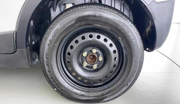 2020 Mahindra XUV300 1.2 W6 MT, Petrol, Manual, 22,100 km, Left Rear Wheel