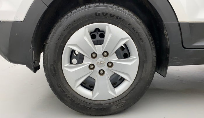 2017 Hyundai Creta E PLUS 1.6 PETROL, Petrol, Manual, 38,056 km, Right Rear Wheel