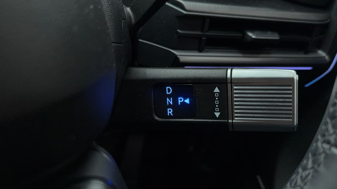 2025 Hyundai Santa Fe Calligraphy Hev (7 Seat) (blk), Automatic, 12270 km, Gear Lever 