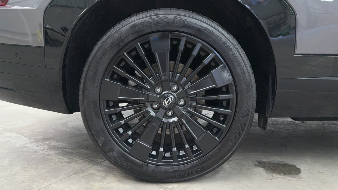 2025 Hyundai Santa Fe Calligraphy Hev (7 Seat) (blk), Automatic, 12270 km, Right Rear Wheel