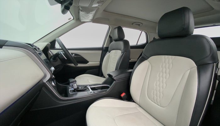 2020 Hyundai Creta SX (O) DIESEL AT, Diesel, Automatic, 29,187 km, Right Side Front Door Cabin