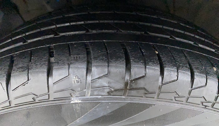2020 Hyundai Creta SX (O) DIESEL AT, Diesel, Automatic, 29,187 km, Left Front Tyre Tread