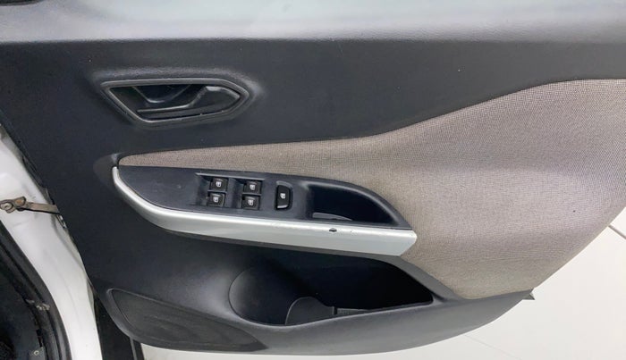 2021 Nissan MAGNITE XE, Petrol, Manual, 67,103 km, Driver Side Door Panels Control