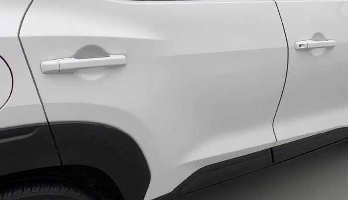2021 Nissan MAGNITE XE, Petrol, Manual, 67,103 km, Right rear door - Slightly dented