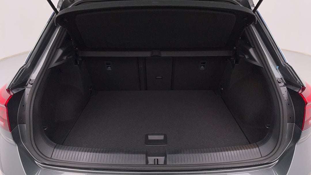 2022 Volkswagen T-roc 140tsi R-line (restricted Ftr), Automatic, 30130 km, Boot Inside View