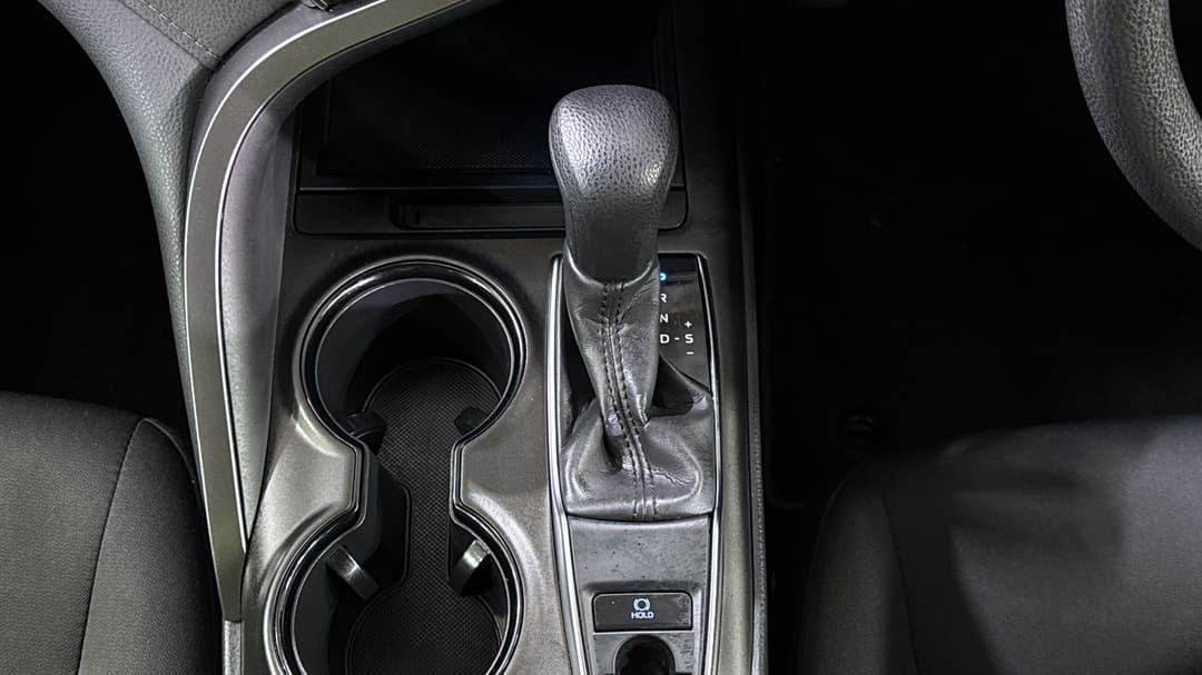2023 Toyota Camry Ascent, Automatic, 28095 km, Gear Lever 