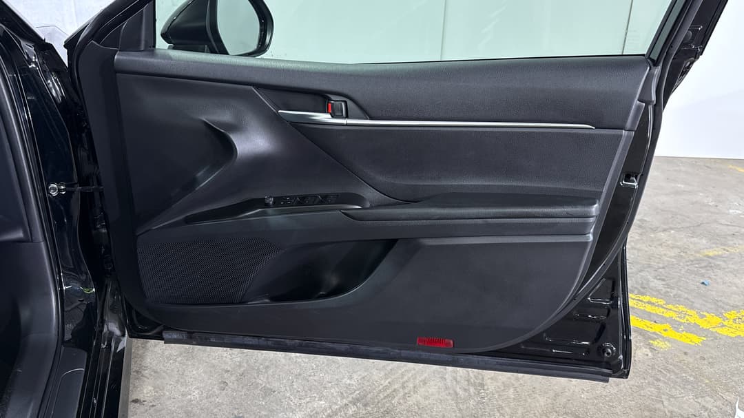 2023 Toyota Camry Ascent, Automatic, 28095 km, Speaker View