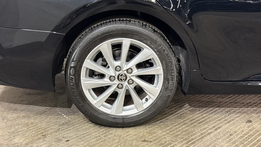 2023 Toyota Camry Ascent, Automatic, 28095 km, Right Rear Wheel
