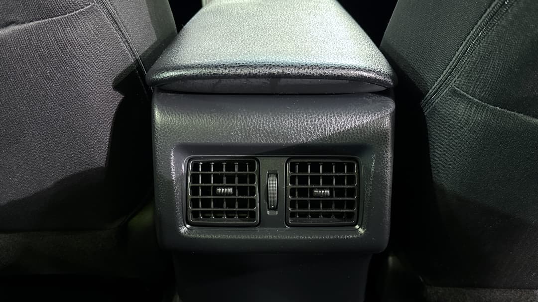 2023 Toyota Camry Ascent, Automatic, 28095 km, Rear A/C Vent