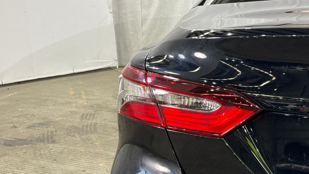 2023 Toyota Camry Ascent, Automatic, 28095 km, Badge (Boot Left Side)