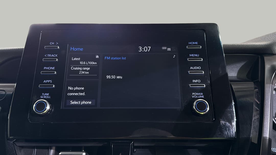 2023 Toyota Camry Ascent, Automatic, 28095 km, Infotainment System