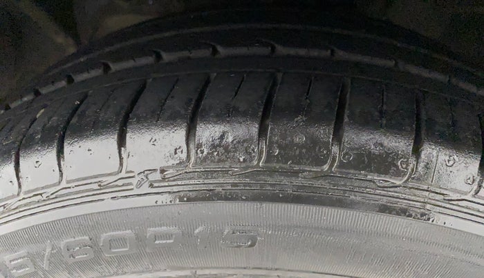 2018 Ford FREESTYLE TITANIUM 1.5 DIESEL, Diesel, Manual, 22,937 km, Left Front Tyre Tread
