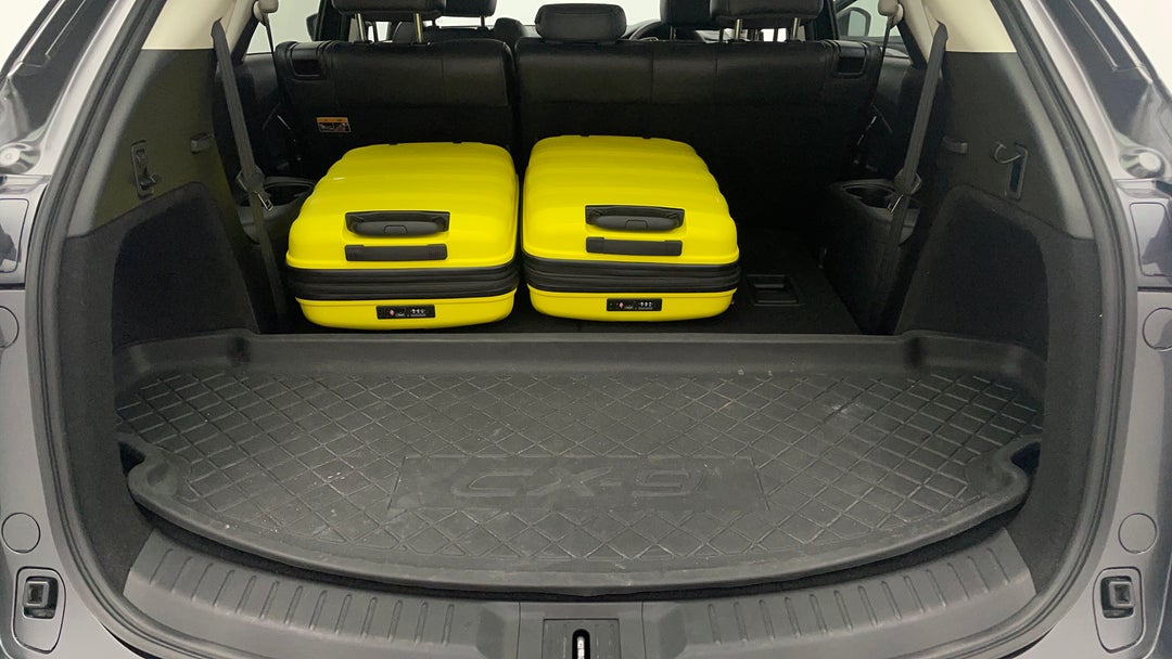 2017 Mazda CX-9 Touring (awd), Automatic, 123459 km, Boot Inside View with Luggage