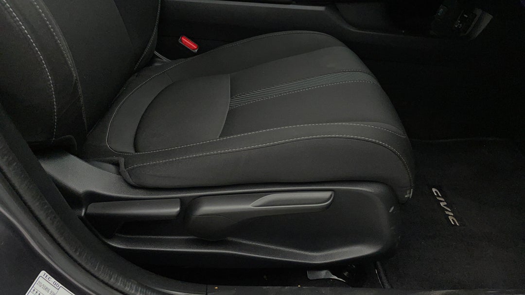 2017 Honda Civic Vti-s, Automatic, 50198 km, Drivers Side Adjustment Panel