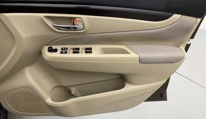 2016 Maruti Ciaz ZXI AT, Petrol, Automatic, 45,579 km, Driver Side Door Panels Control