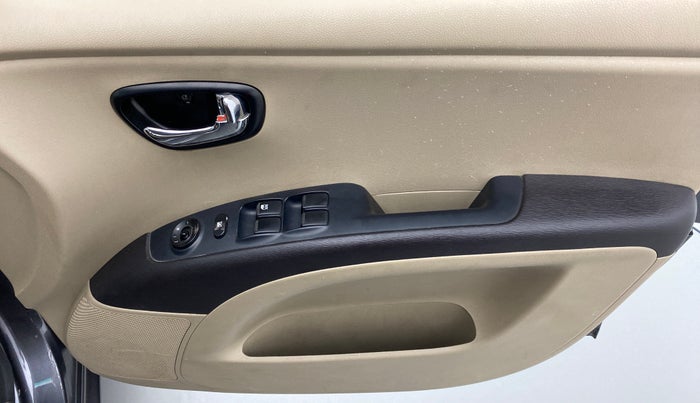 2011 Hyundai i10 SPORTZ 1.2 KAPPA2, Petrol, Manual, 51,460 km, Driver Side Door Panels Control