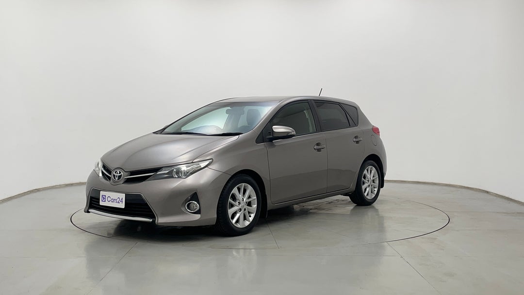 Left Front Diagonal (45- Degree) View