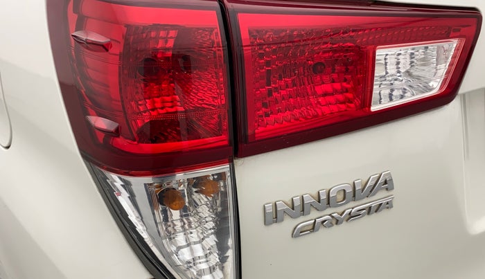 2018 Toyota Innova Crysta 2.4 VX 8 STR, Diesel, Manual, 73,793 km, Left tail light - Reverse gear light not functional