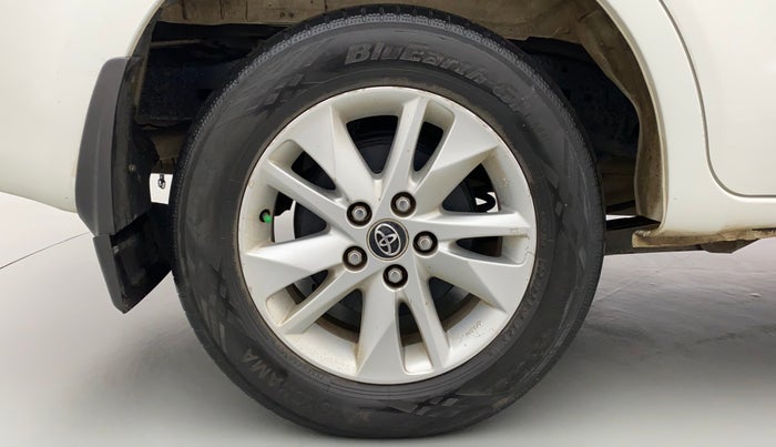 2018 Toyota Innova Crysta 2.4 VX 8 STR, Diesel, Manual, 73,793 km, Right Rear Wheel