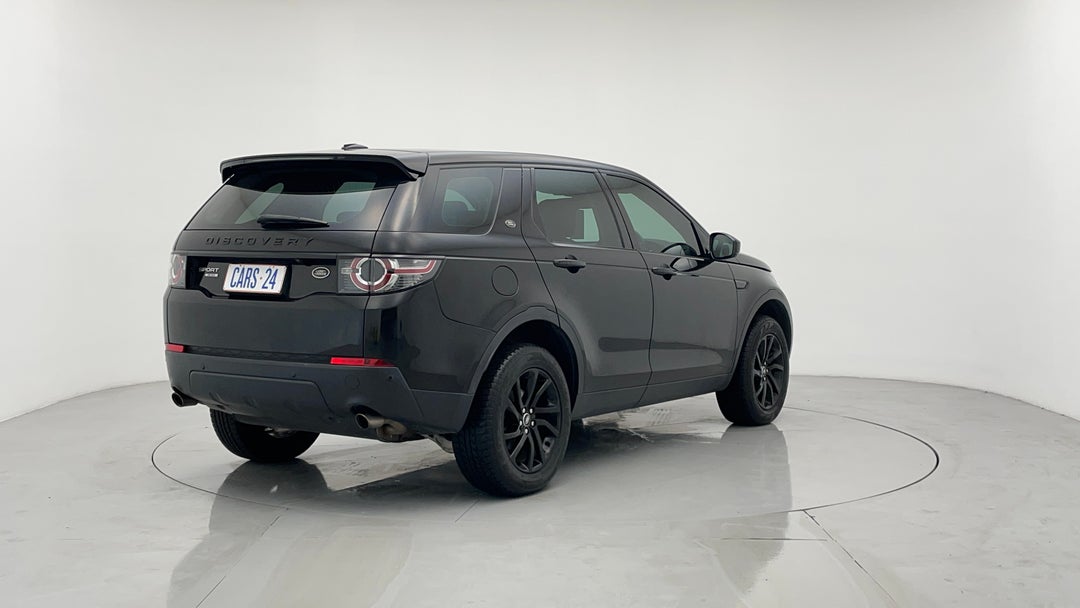 Right Back Diagonal (45- Degree) View