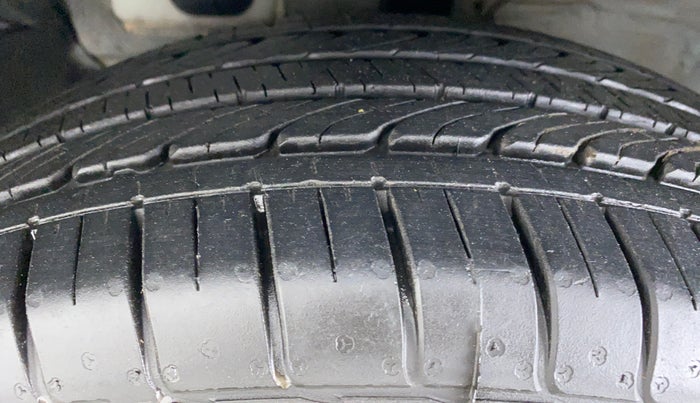 2016 Hyundai Creta 1.6 S, Petrol, Manual, 75,274 km, Left Front Tyre Tread