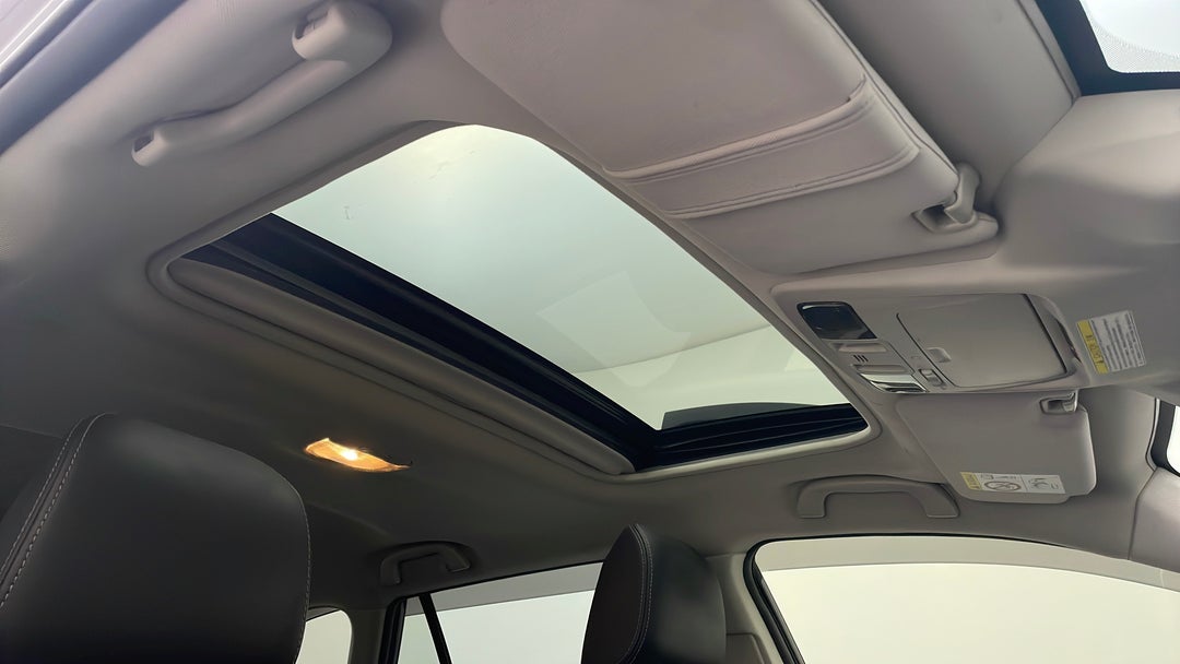Interior Sunroof/Moonroof