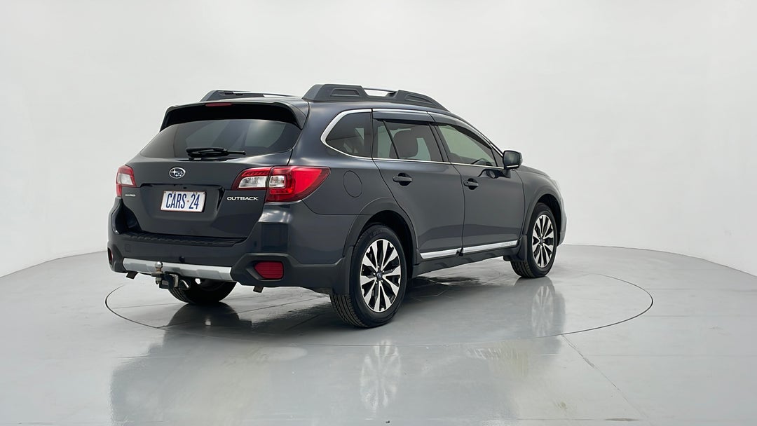 Right Back Diagonal (45- Degree) View