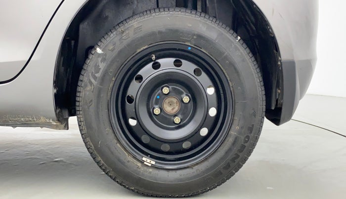 2012 Maruti Swift VXI D, Petrol, Manual, 14,622 km, Left Rear Wheel