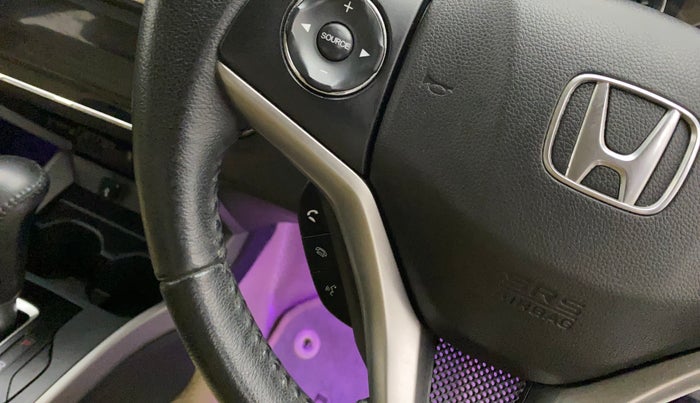 2019 Honda City 1.5L I-VTEC ZX CVT, Petrol, Automatic, 31,923 km, Steering wheel - Phone control has minor damage