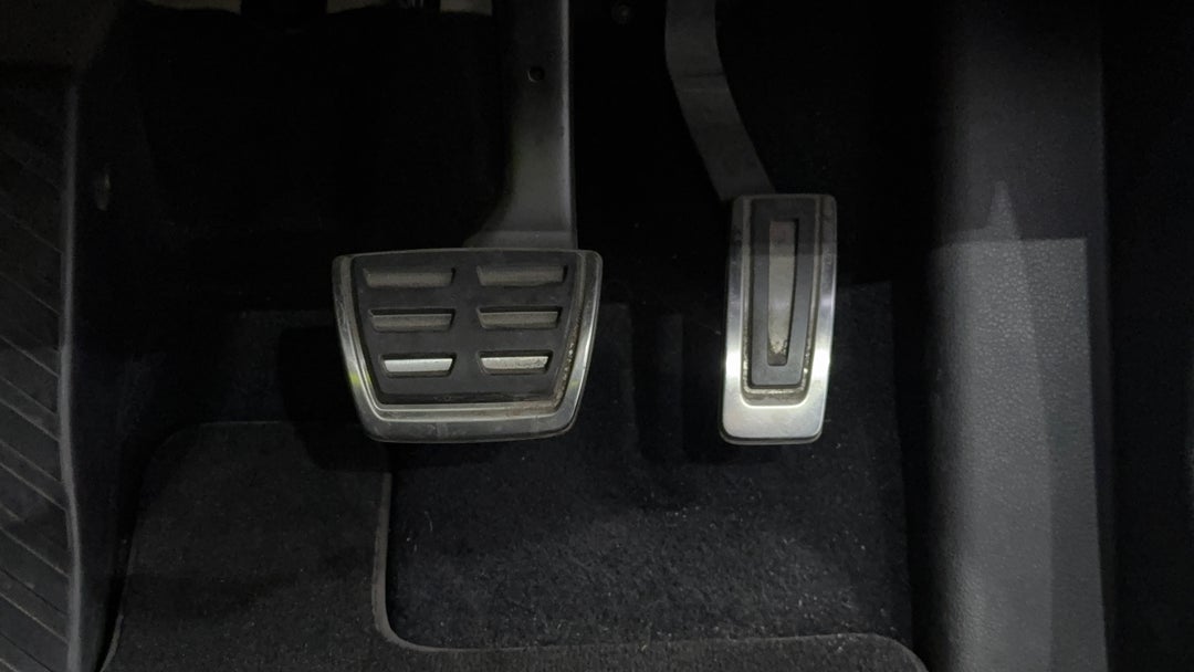 Pedals and Footmat