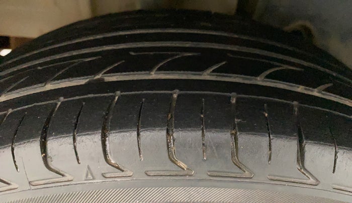 2018 Tata Tiago XZ PETROL, Petrol, Manual, 89,265 km, Right Rear Tyre Tread