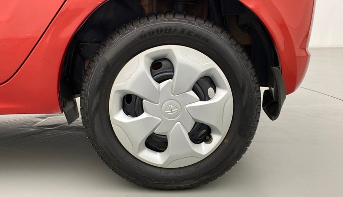 2017 Tata Tiago XZ PETROL, Petrol, Manual, 31,650 km, Left Rear Wheel