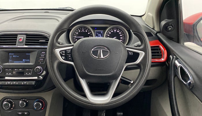 2017 Tata Tiago XZ PETROL, Petrol, Manual, 31,650 km, Steering Wheel Close Up